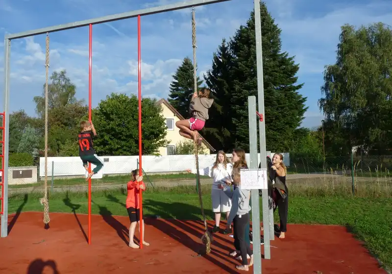 Branný den