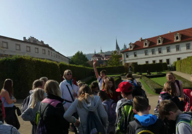 Základní škola Loučeň 10